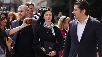 След среднощния неделен обстрел с пресконференции и текстове на не коалиционни