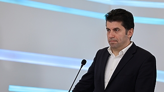 Работеща съдебна система работещи регулатори и реформирани служби ли се