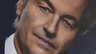 Герт Вилдерс чиято крайнодясна Партия на свободата шокира Нидерландия като