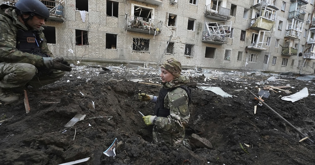 Снимка: Трима убити при руски удари в Украйна. Киев призова Запада да му изпрати още Пейтриът
