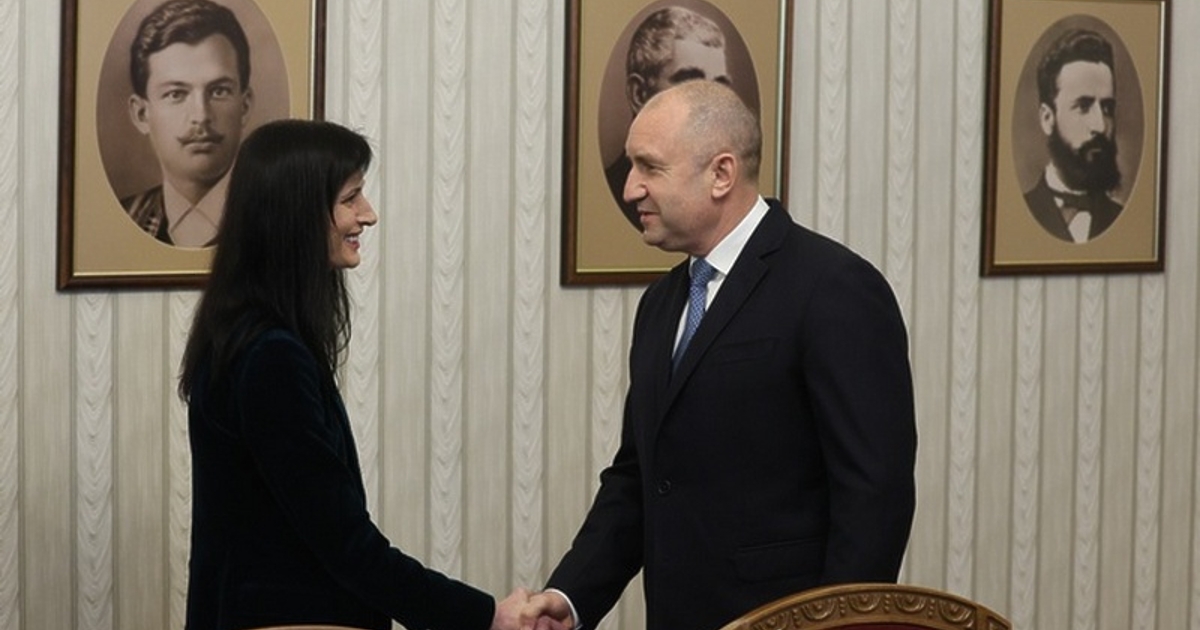 Президентът Румен Радев ще връчи първия мандат за съставяне на