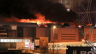 Поне 40 убити при експлозии, пожар и стрелба в концертна зала в покрайнините на Москва (ВИДЕО)