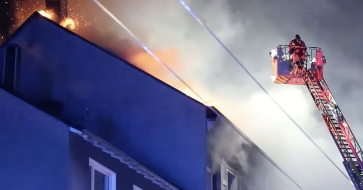 Българско семейство с две малки деца загина при пожар в