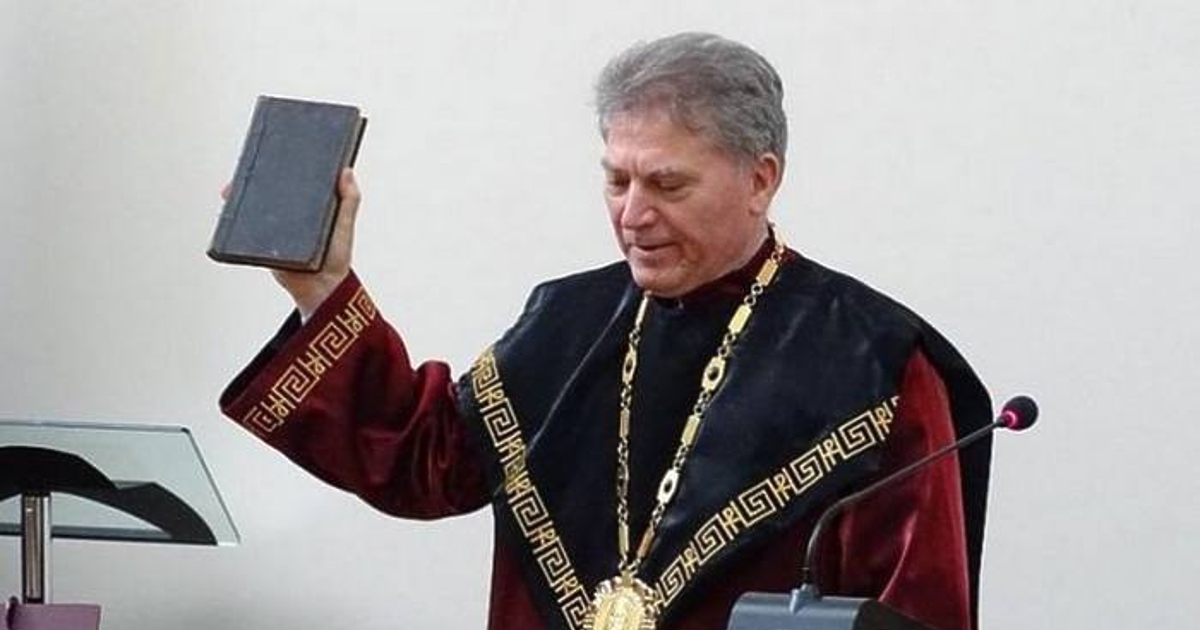 Върховният административен съд окончателно реши в полза на бившия вече