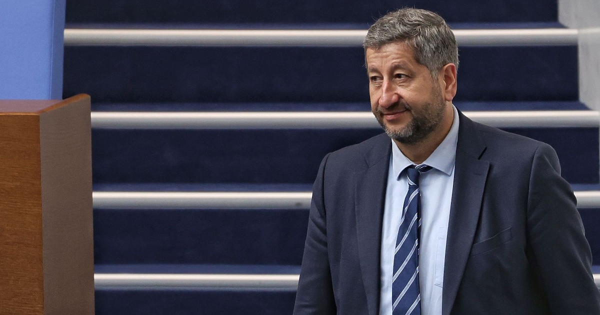 Ходът на Делян Пеевски с номинацията на Елена Йончева за