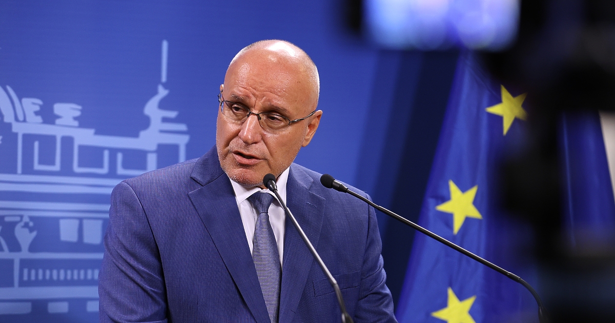 Присъединяването към еврозоната по-късно през 2025 г. е възможен и