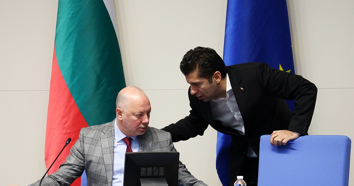 Колеги, къде са ви хората?Този въпрос обрисува най-добре проваления (на