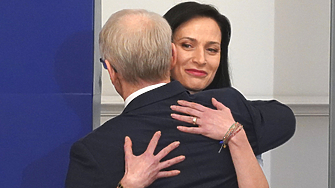 Подкрепете ниУважаеми читатели вие сте тук и днес за да