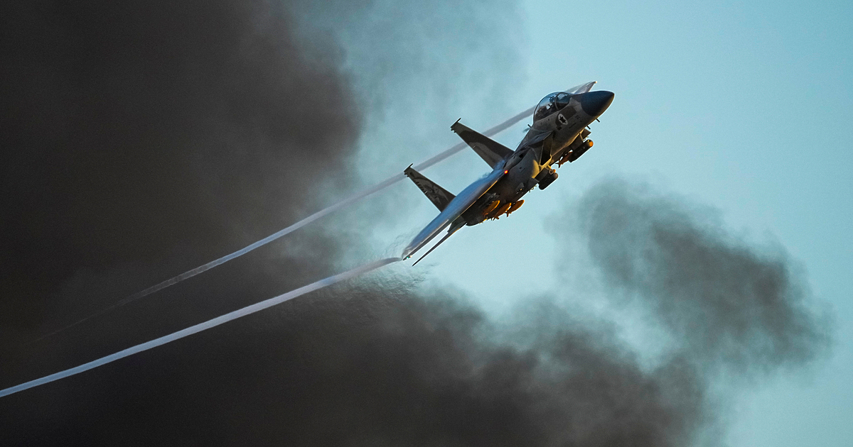 Израелски военен говорител обяви, че ще има отговор след масираното