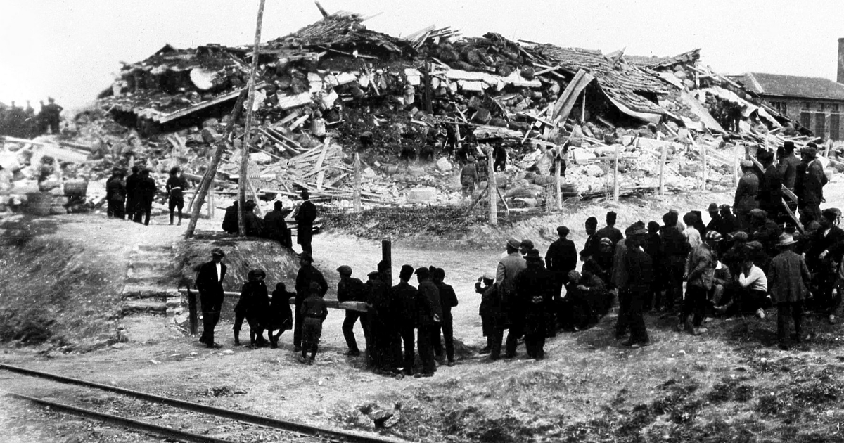 Снимка: Цялото небе бе осветено от пожарите на Пловдив.. Три опустошителни земетресения стават през 1928 г.