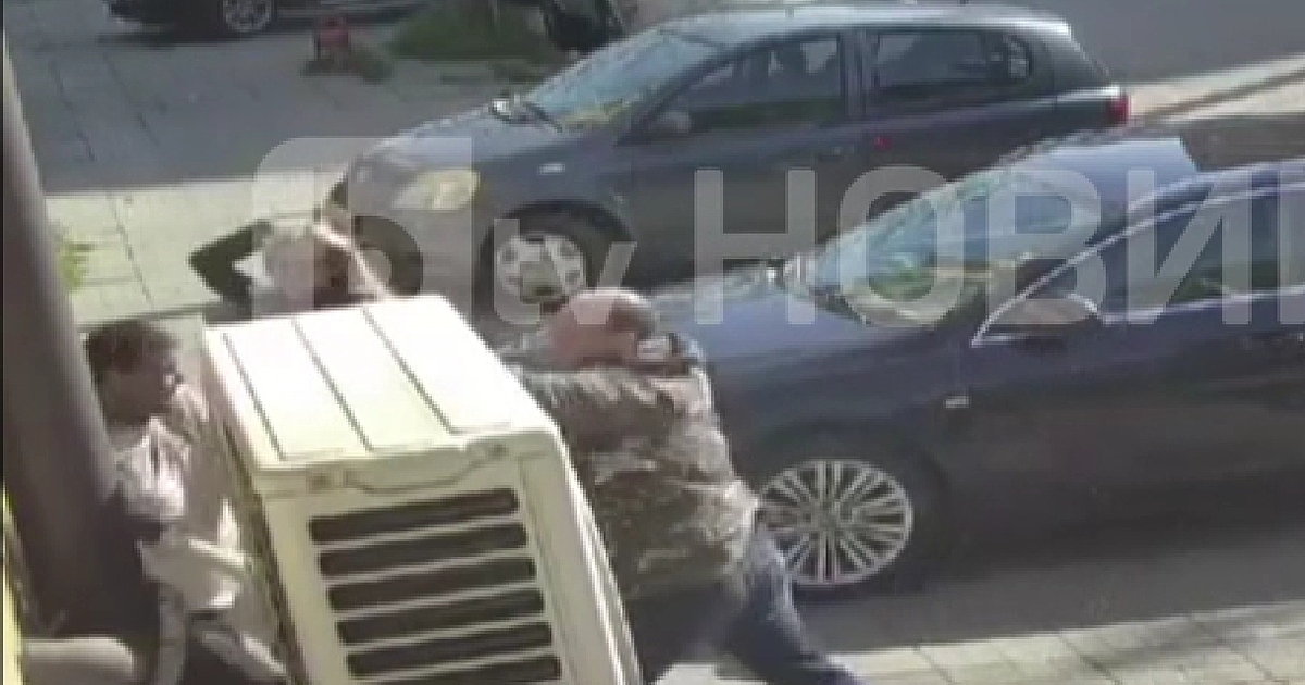 Снимка: Пълен клип от инцидента с журналиста Димитър Стоянов