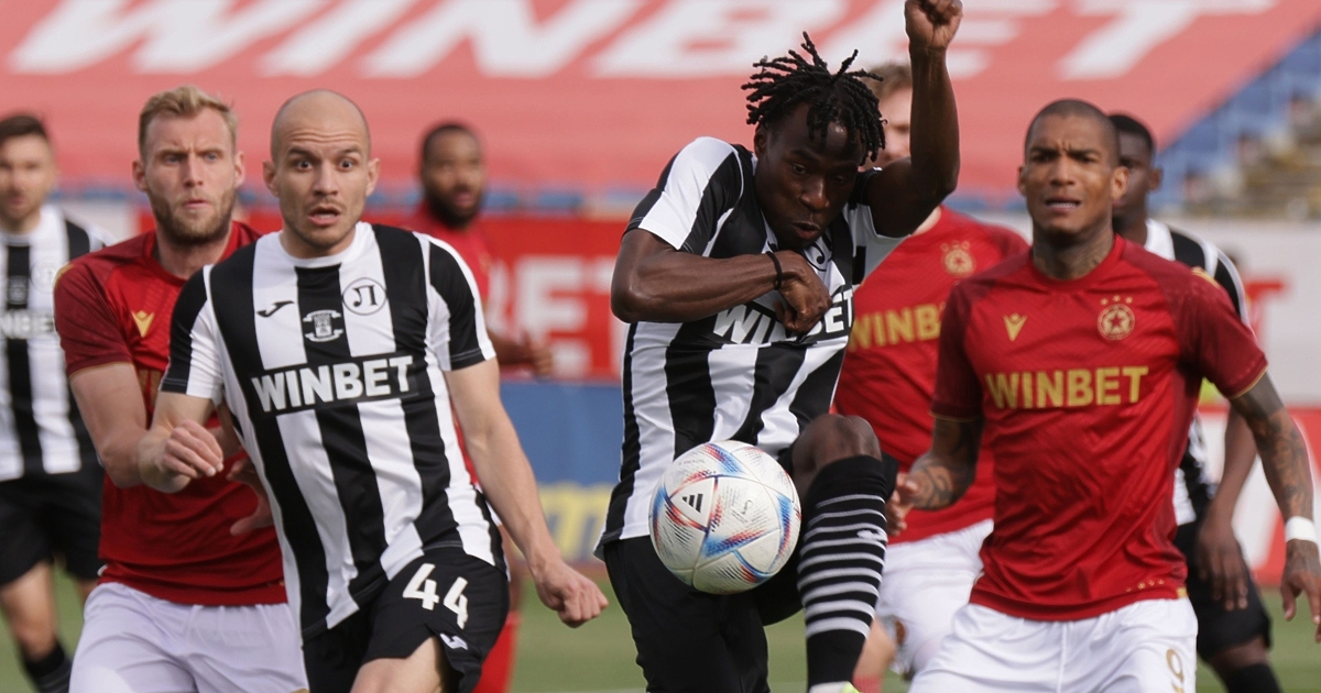 Локомотив (Пловдив) победи ЦСКА-София с 2:1 в един от интригуващите