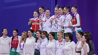 Боряна Калейн Стилияна Николова и ансамбъла на България спечелиха общо