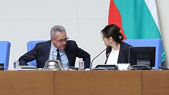 С пълно единодушие 186 гласа за и нито един