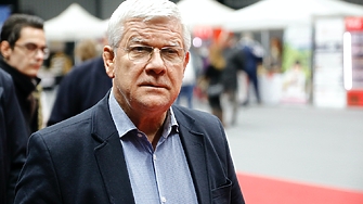 Министърът на земеделието Кирил Вътев да бъде сменен със сегашния изпълнителен