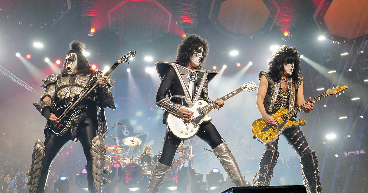 Снимка: Kiss продаде цялата си музика и бранда срещу скромните 300 000 000 долара