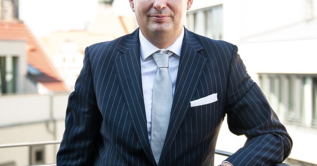 Полицията е арестувала мъж в Дрезден по подозрение в шпионаж.