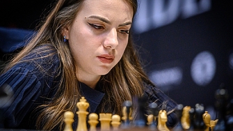 Нургюл Салимова записа второ реми на Турнира на претендентките за