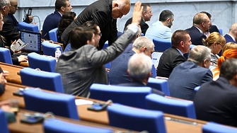 Парламентът прие на първо четене промени в Закона за бюджета