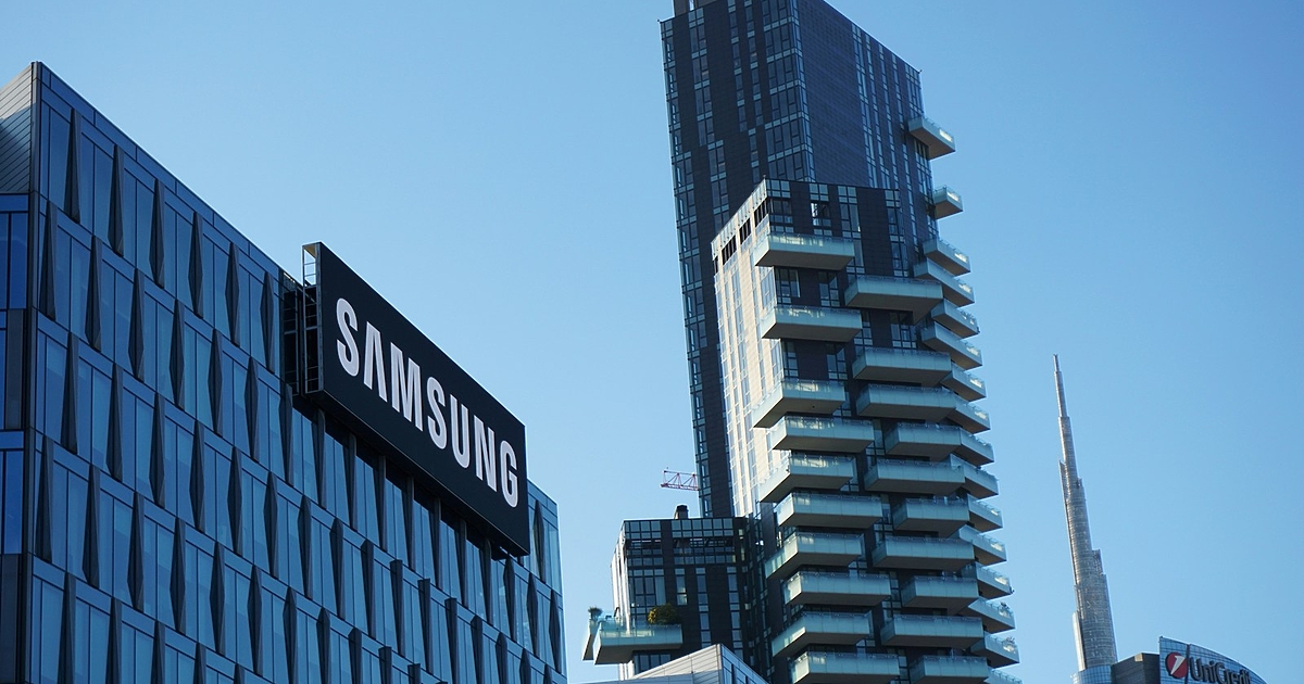 Снимка: Samsung въвежда шест дни работна седмица - за мениджърите