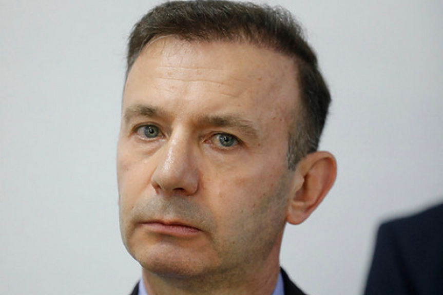 Скорострелно: новият кабинет поиска Радев да освободи Живко Коцев