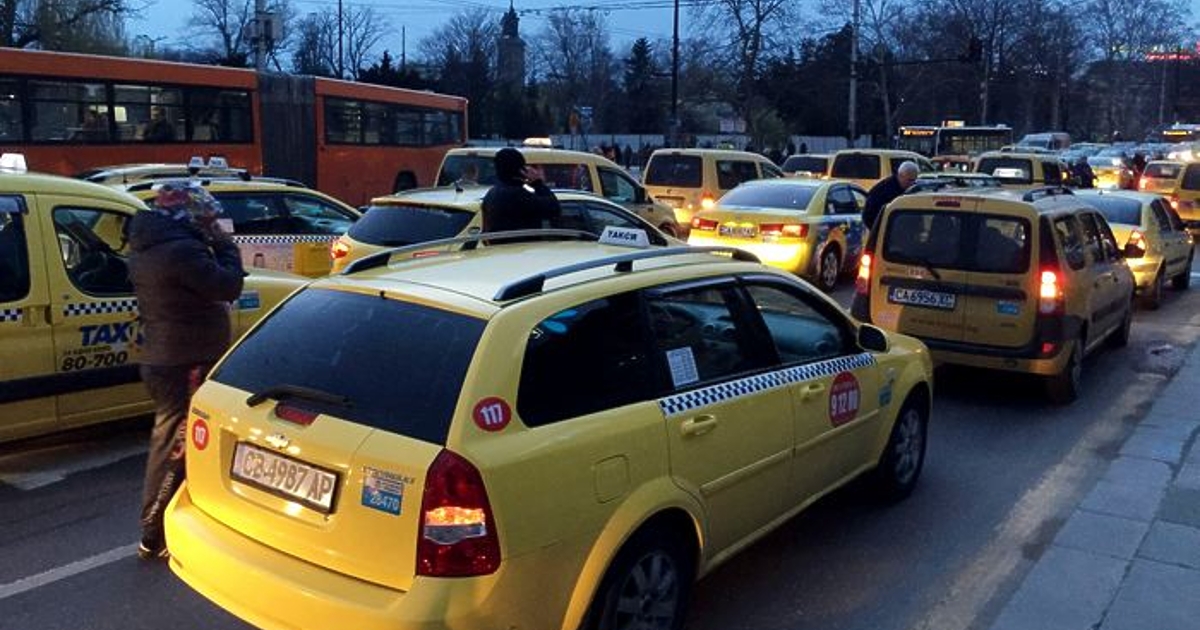 Националният таксиметров синдикат обяви, че започва безсрочен протест в София