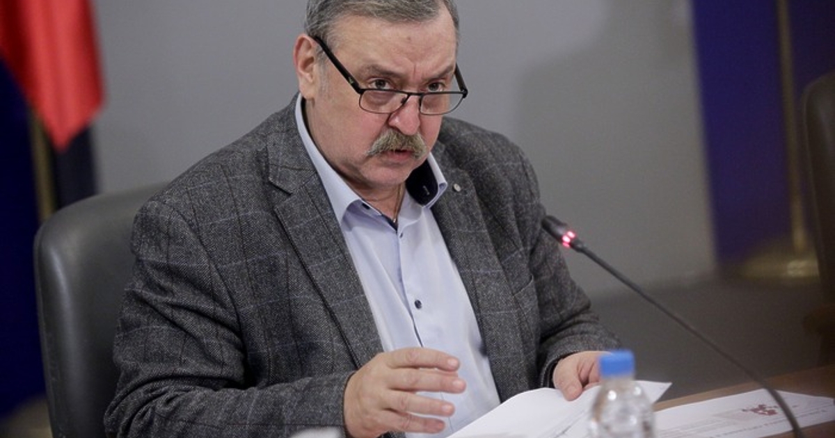 Местата, обрасли в бръшлян, са пълни с кърлежи. Това обяви