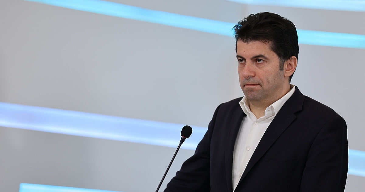 Голямата сила на Пеевски идва от негласуващите. Това каза пред Нова