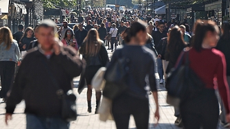 Общо 56 на сто от българите заявяват че не се