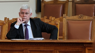 Служебният премиер Димитър Главчев постъпи изключително почтено Това заяви пред