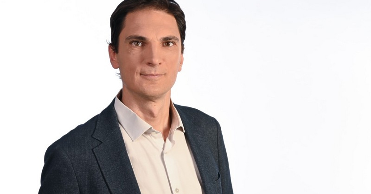 Бившият депутат от Продължаваме промяната Александър Дунчев ще води две