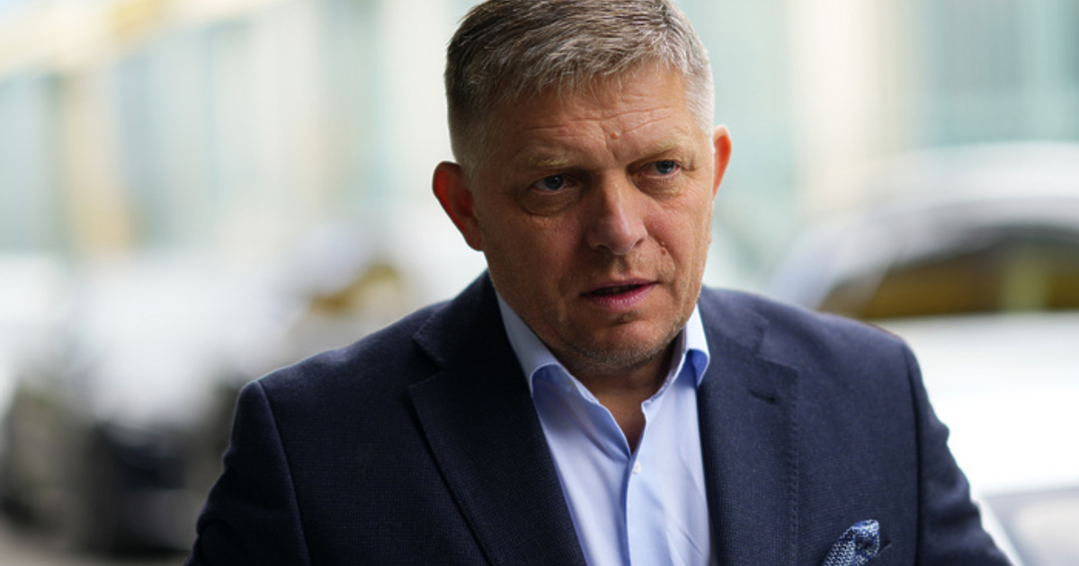 Словашкият премиер Роберт Фицо беше ранен при стрелба след правителствено
