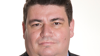 Напусналият след скандал Инспектората на ВСС Александър Мумджиев депозира молба