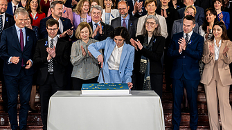 В чувствителни области включително външната политика на ЕС разширяване европейски