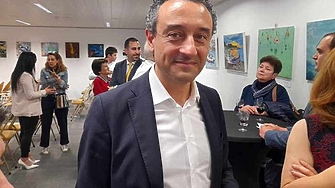 Сътрудничество на Продължаваме промяната ПП с партия Възраждане в Народното