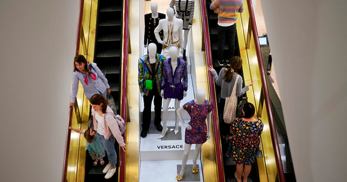 Младите работници и служители са с по-ниски доходи и имат