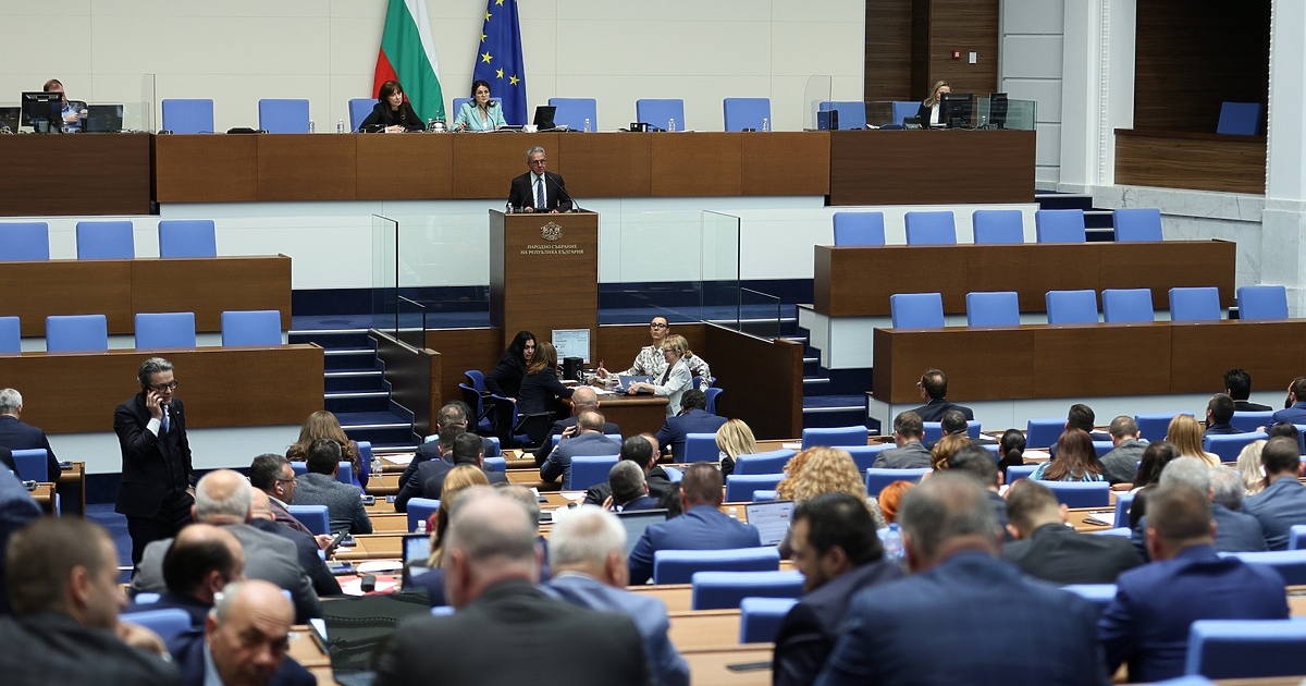 Три точки са предвидени в дневния ред за извънредното заседание