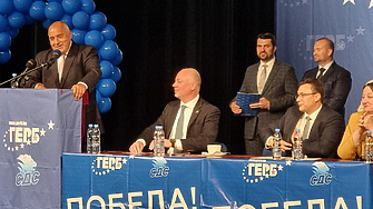 Всяка коалиция или некоалиция има кухня в която се работи