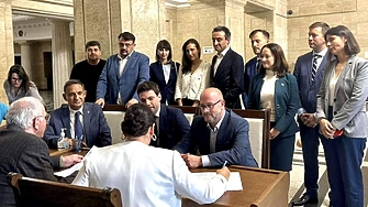 Продължаваме промяната – Демократична България ПП ДБ определи водачите на листи