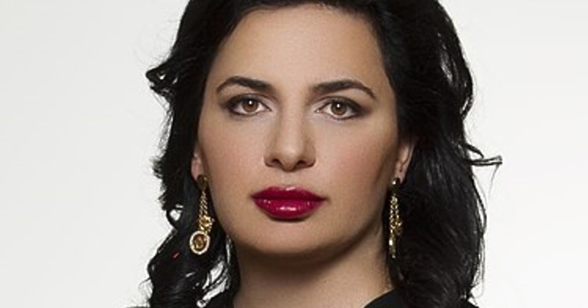 Издирваната от ФБР Ружа Игнатова, която измами инвеститори с 4,5