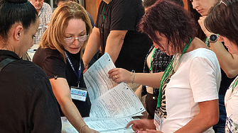 Седемпартиен парламент с Величие в него Това показват данните на Галъп