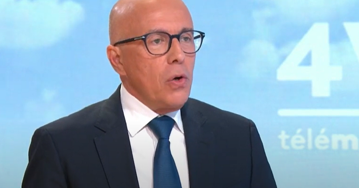 Близо 24 часа, след като обяви намерение да коалира ръководената от