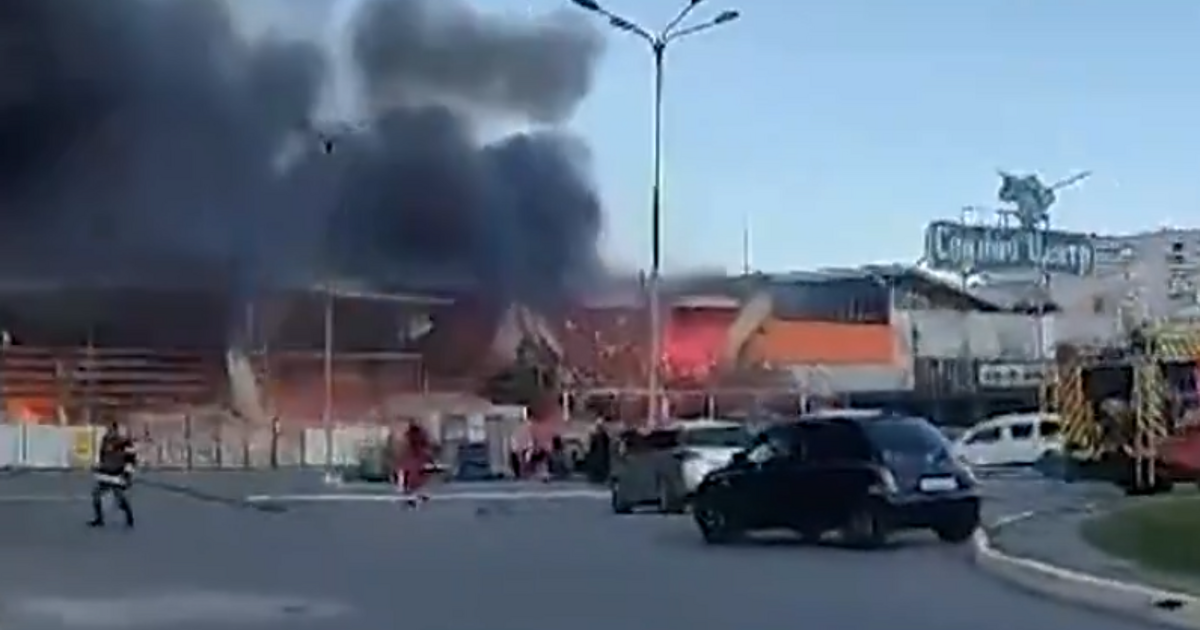 Най-малко двама души са били убити, след като руските сили