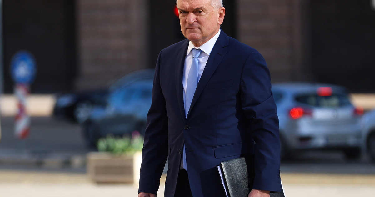 От ПП-ДБ поискаха изслушване на премиера Димитър Главчев заради скандала