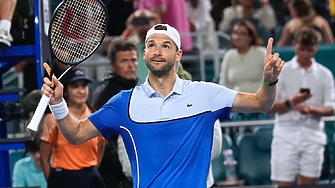 В публикуваните днес световни ранглисти на тенисистите Григор Димитров запази