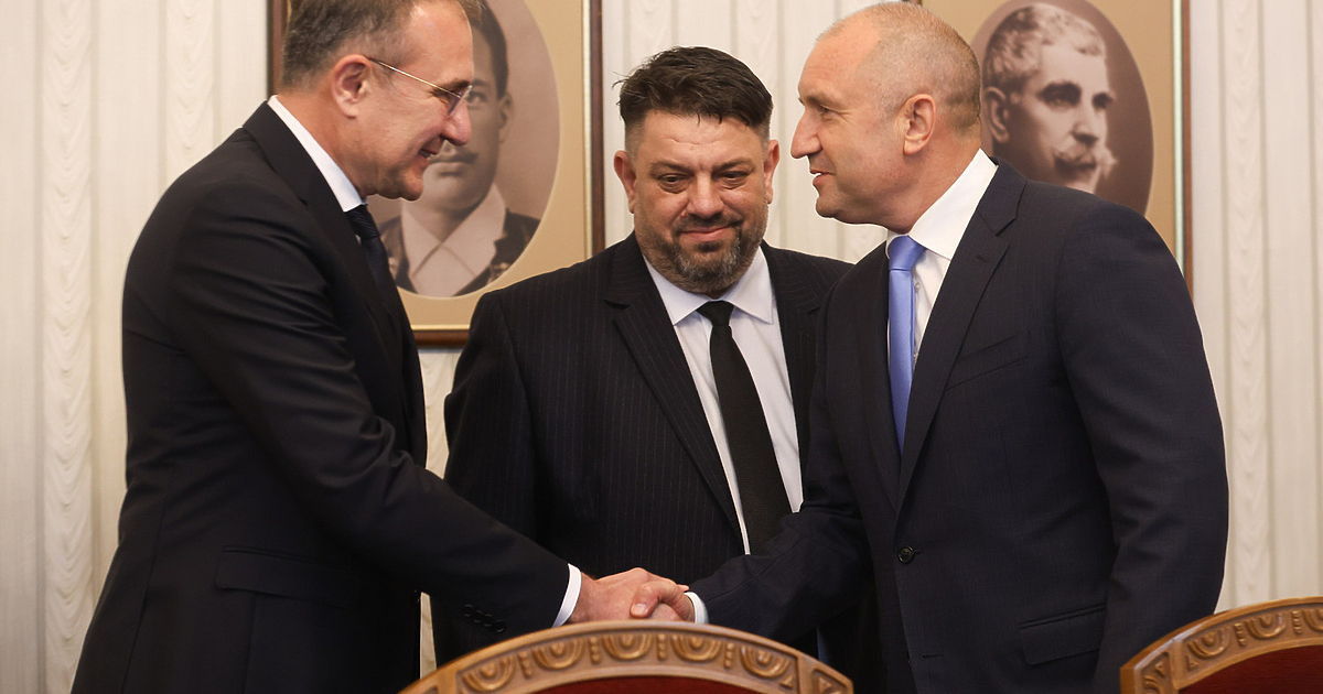 В дълго слово на и.д. лидера на БСП Атанас Зафиров