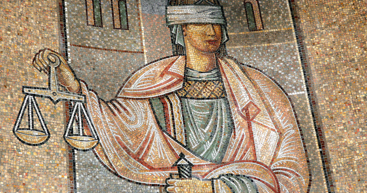 Съдът не може да погледне дори с подоизрение, че тв продуцентът Нико