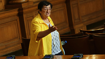 Средният годишен нетен доход на българина е 9325 евро Той