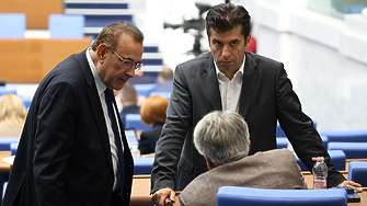 Денят премина под знака на преговорите между ПП ДБ и четири