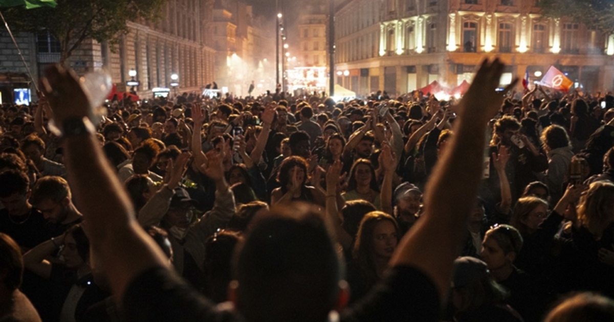 Подобно на торнадо, което се разпростира по целия свят и